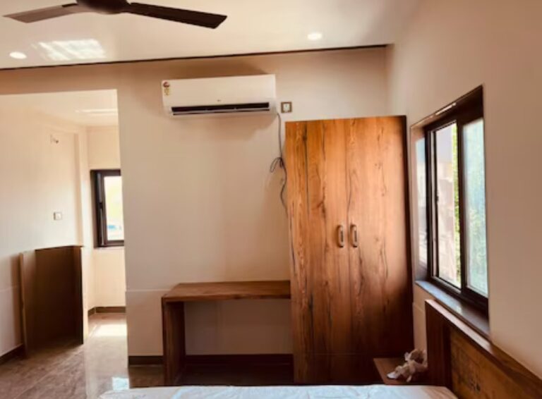 The Benefits of Staying in a Guest House for Extended Visits