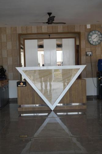 a9fd7b8e-fd55-43a2-a81b-a455875eafe8